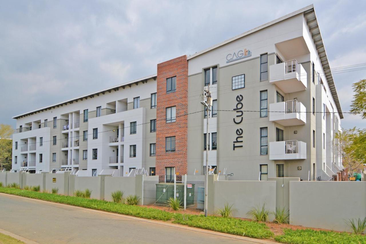Zwelakho Furnished Apartments The Cube Johannesburg Eksteriør bilde